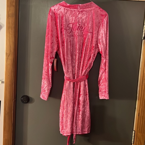 Juicy couture robe/cover up - Picture 2 of 4